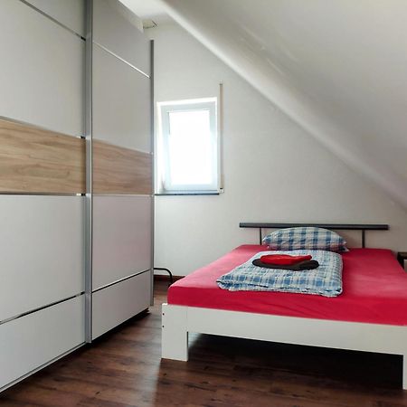 Apartment Und Privatzimmern In Freiburg Pokoj fotografie