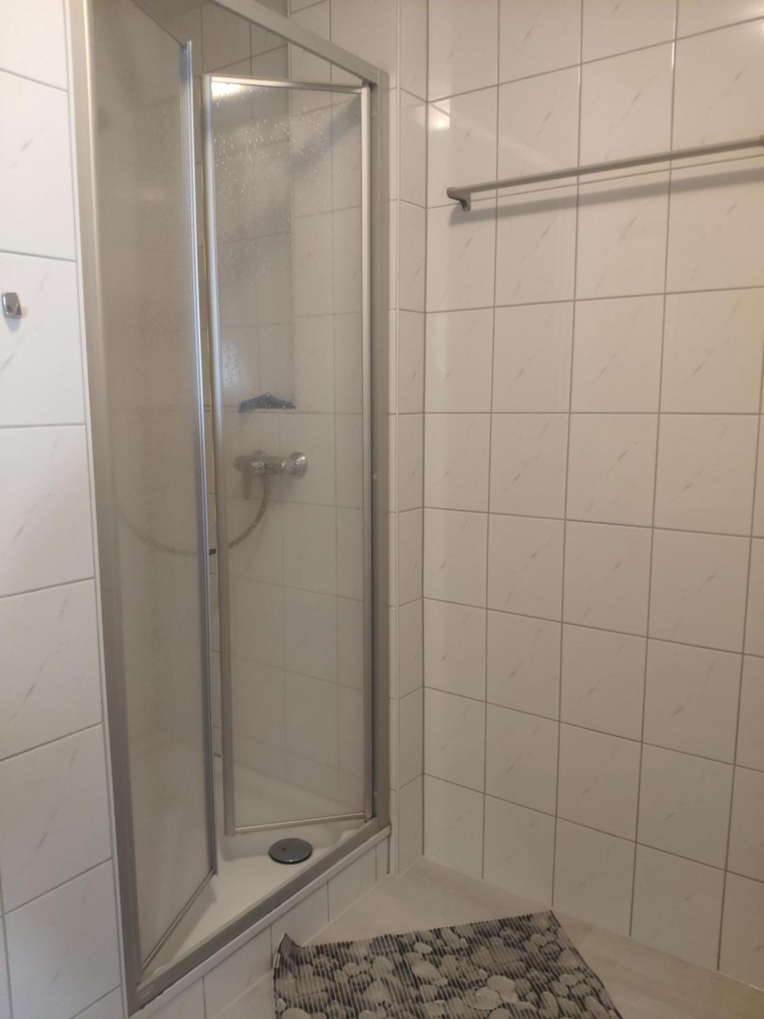 Apartment Und Privatzimmern In Freiburg Pokoj fotografie